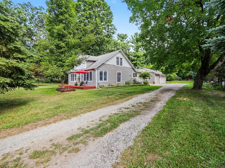 2620 Middle Lake Road, Twin Lake, MI 49457 - #2