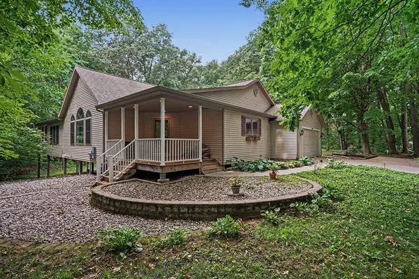 3334 Clearview Lane, Saugatuck, MI 49453