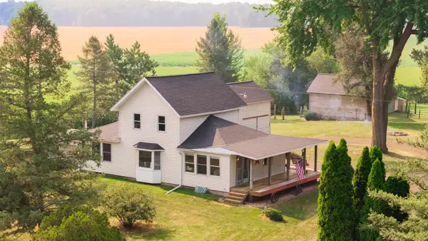 2695 W Mount Hope Highway, Mulliken, MI 48861