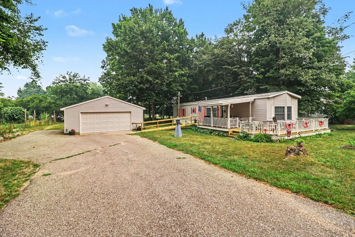 17039 3rd Street, Arcadia, MI 49613 - #1