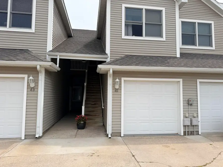45 Arthur Street, Manistee, MI 49660 - #2