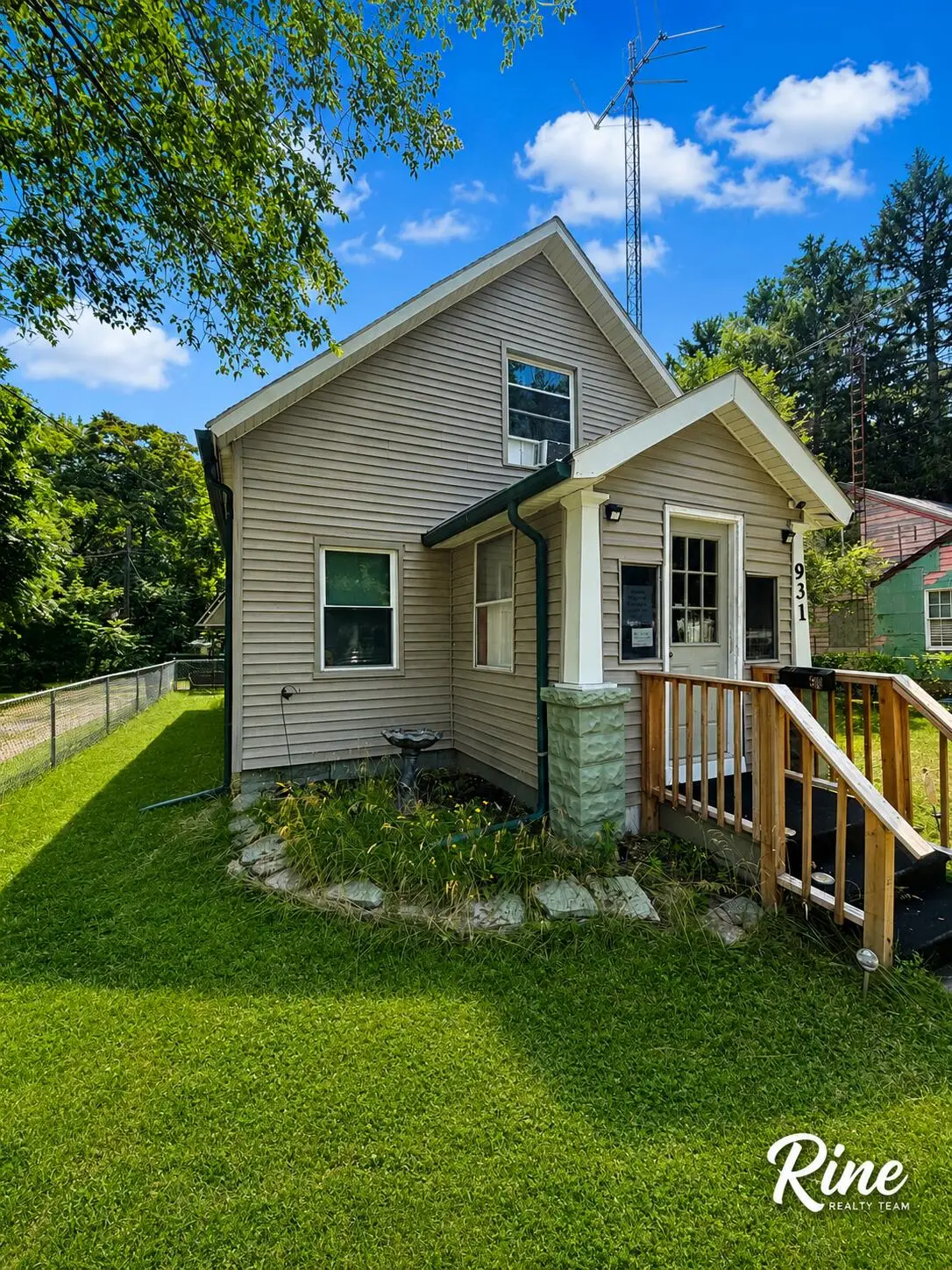931 Jennings Avenue, Benton Harbor, MI 49022 - #1