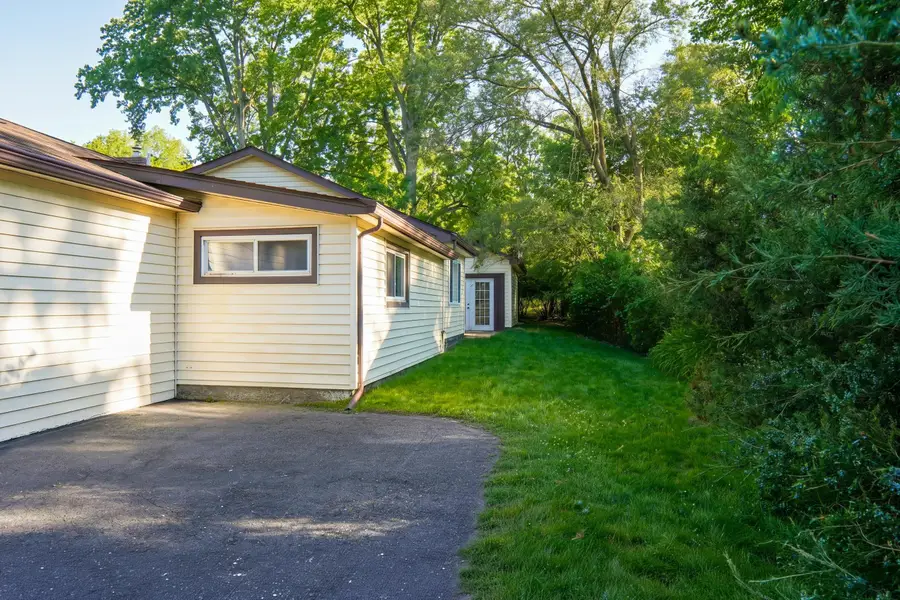1322 Desiax Avenue, Bloomfield, MI 48302 - #3
