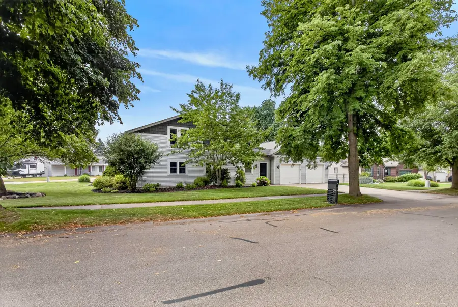 1329 Dewberry Court Ne, Grand Rapids, MI 49505 - #3