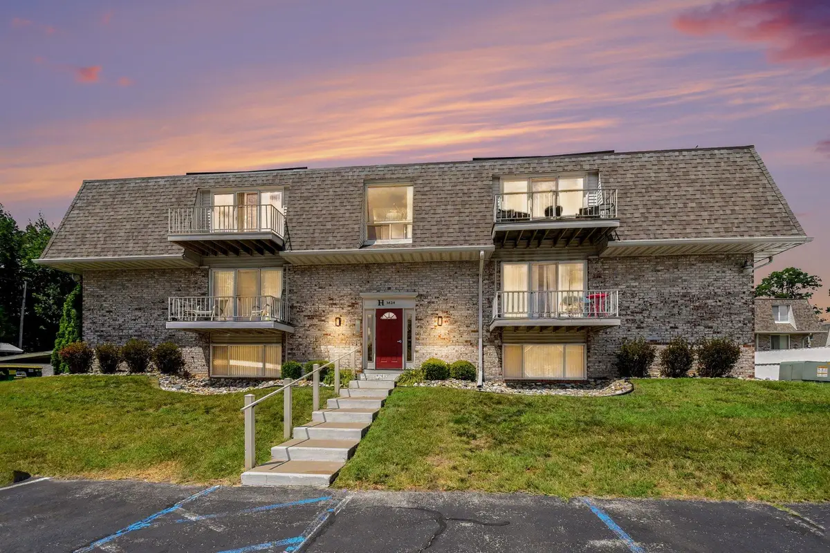 3624 Lakeshore Drive #H-1, Saint Joseph, MI 49085 - #1