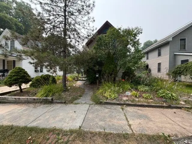 220 Prairie Street, Charlotte, MI 48813 - #3