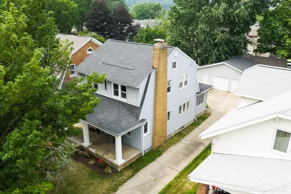 919 Myrtle Street Nw, Grand Rapids, MI 49504