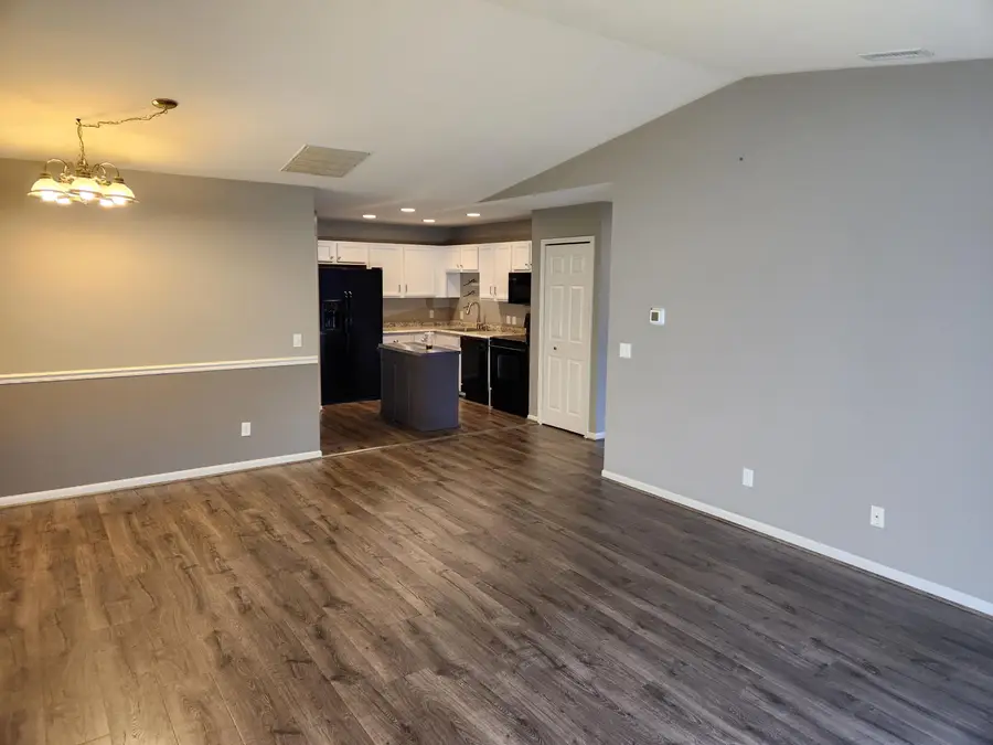 9621 Lakeside Drive, Ypsilanti, MI 48197 - #2