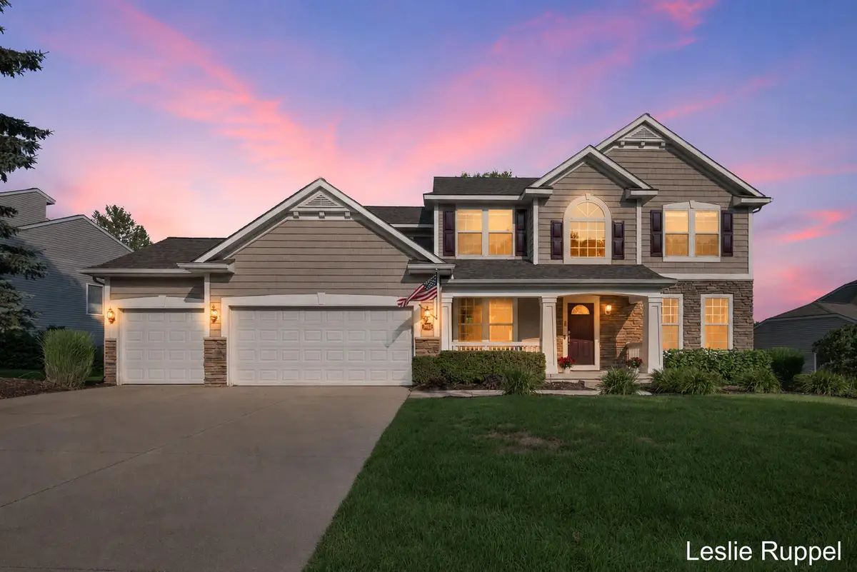 2643 Arbor Chase Drive Ne, Grand Rapids, MI 49525 - #1