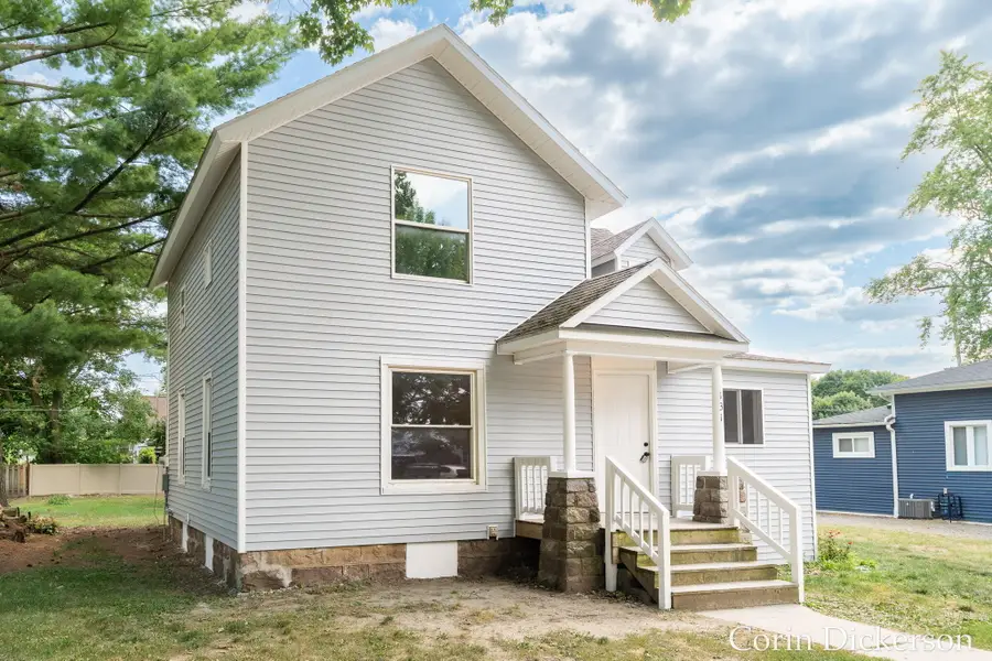 131 Washington Street, Sunfield, MI 48890 - #3