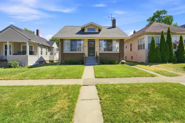 834 Lewis Avenue, St. Joseph, MI 49085