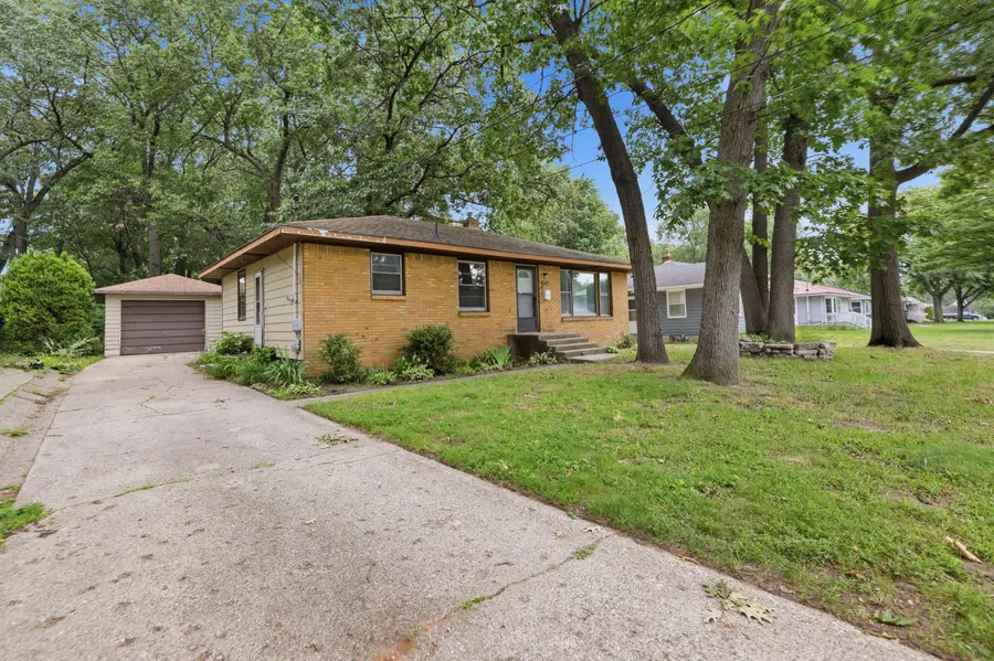 1711 Royal Oak Street Sw, Wyoming, MI 49519 - #2