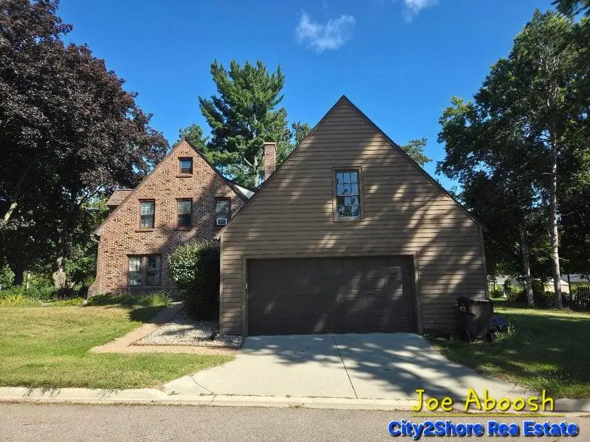 175 S Ridgeway Drive, Battle Creek, MI 49015 - #2