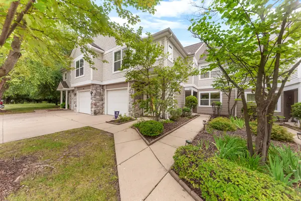 516 Boulderstone Lane, Chelsea, MI 48118
