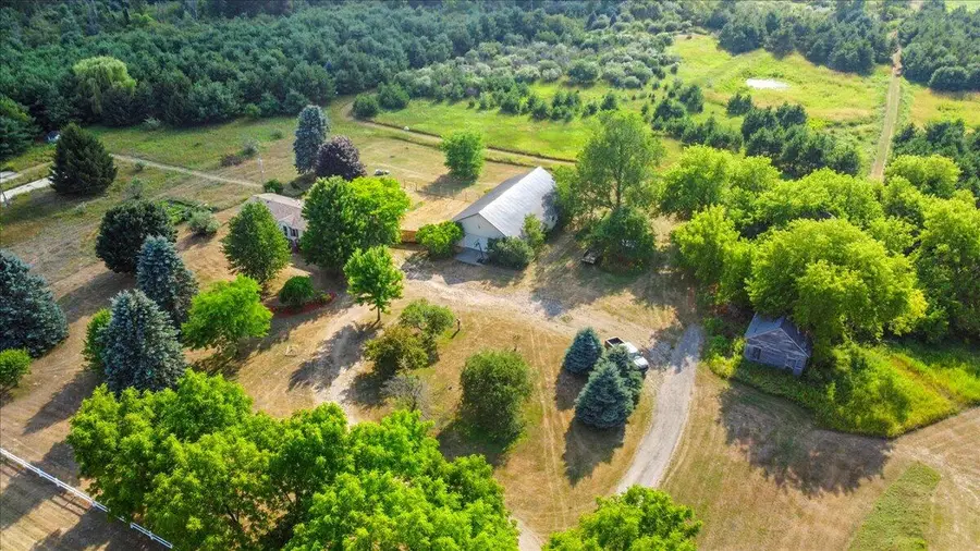 11383 Bale Road, Lakeview, MI 48850 - #2