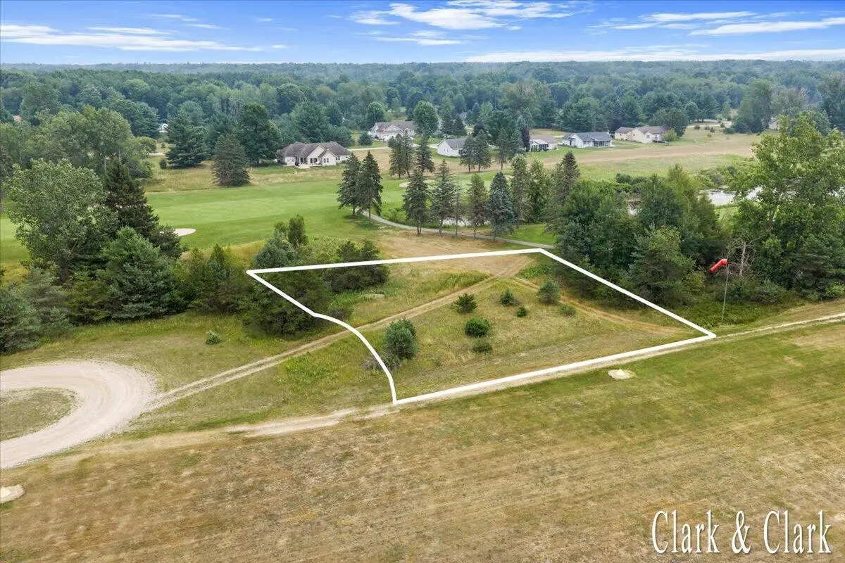 7576 Red Fox Road, Stanwood, MI 49346 - #1