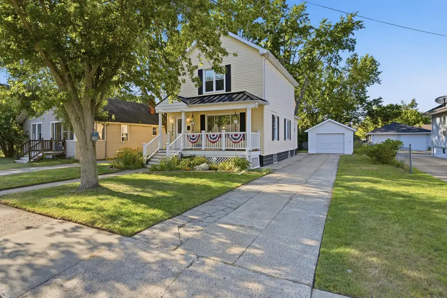 1323 Wolcott Avenue, Saint Joseph, MI 49085 - #3