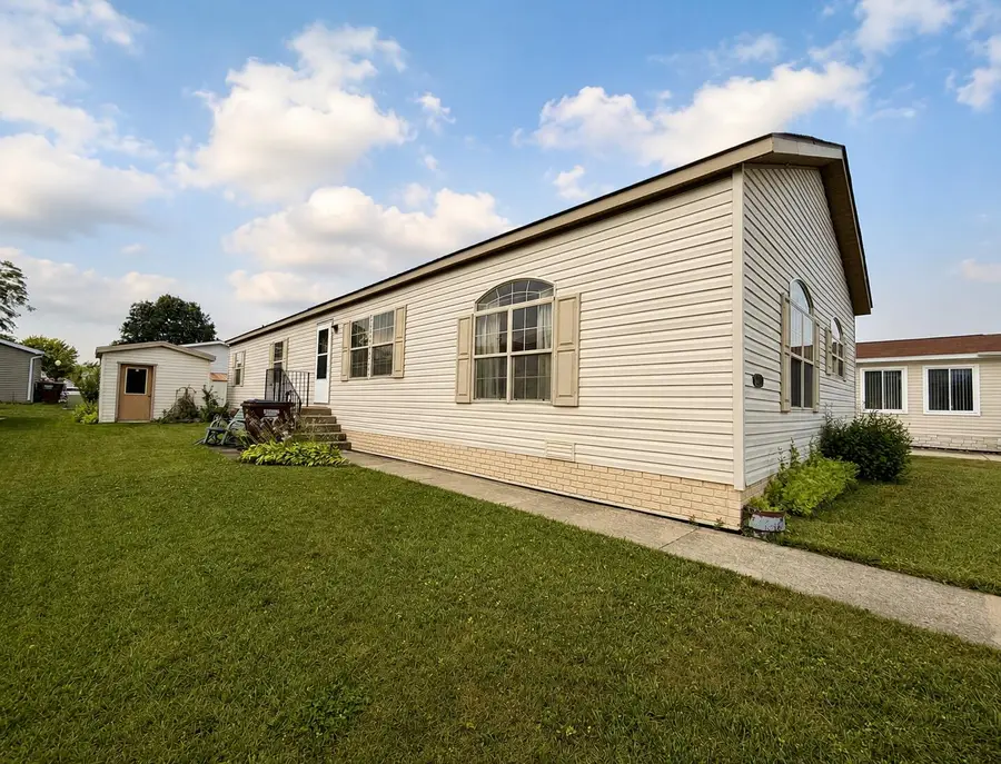 1891 Magnolia Street, Newport, MI 48166 - #2