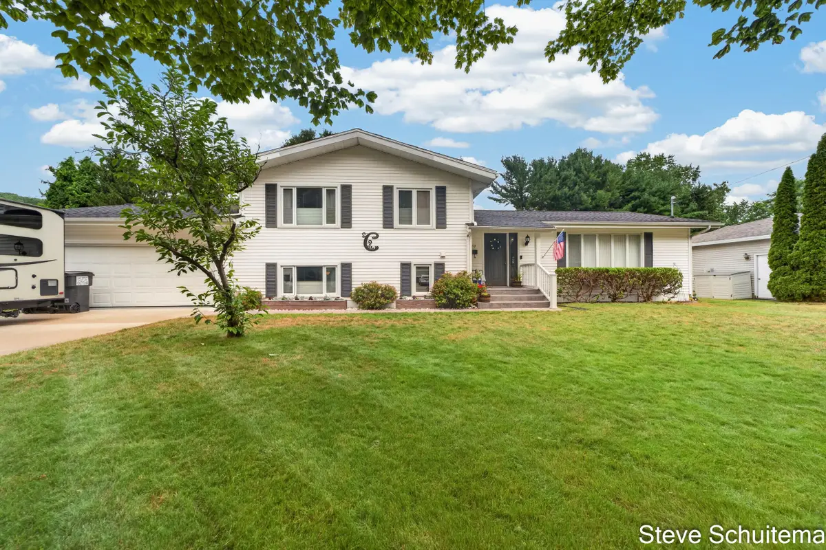 1870 Hendrick Road, Norton Shores, MI 49441 - #1