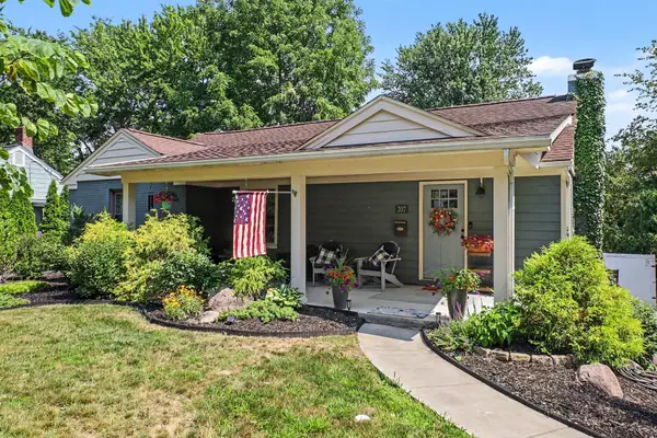 207 W Russell Street, Saline, MI 48176