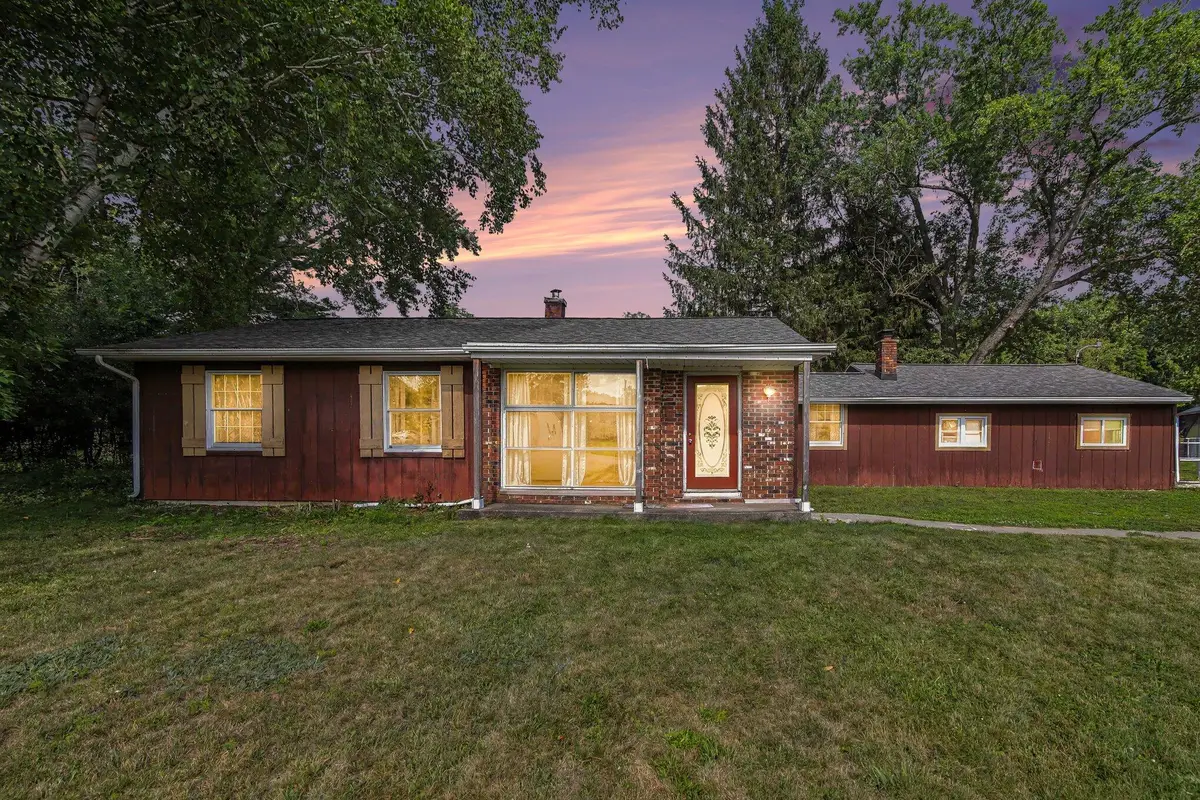2637 Lucerne Drive, Jackson, MI 49201 - #1