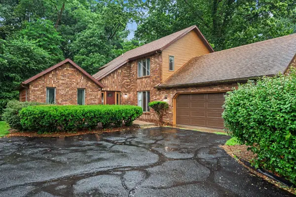 2161 Wild Cherry Lane, Kalamazoo, MI 49009