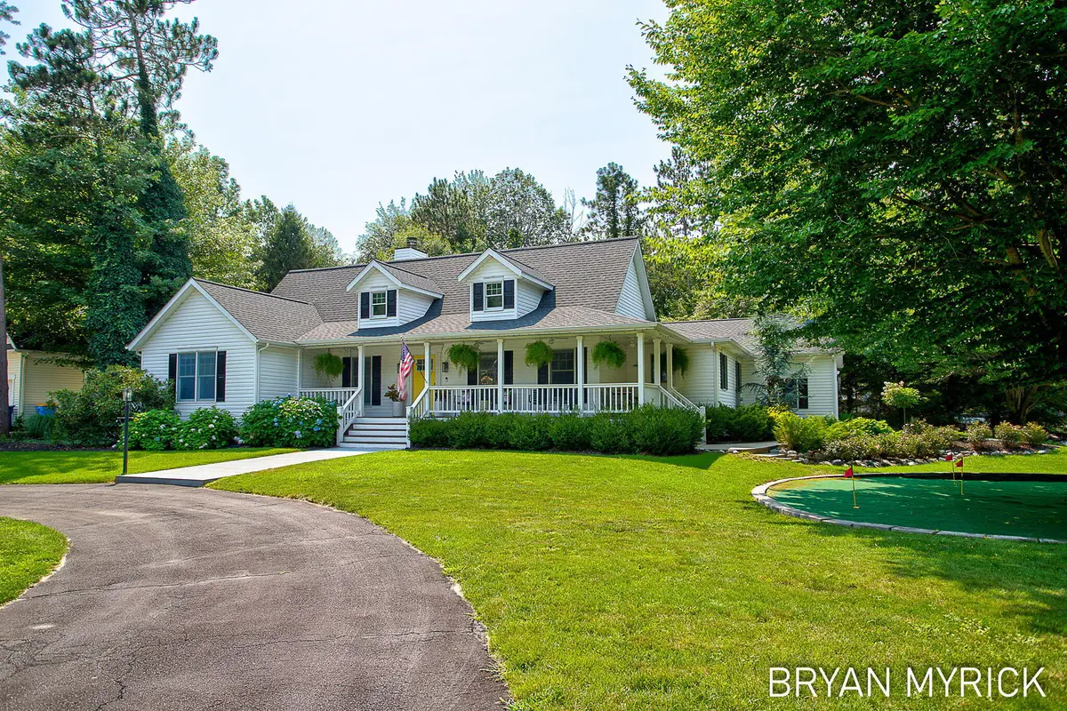 4612 Forest Lane, Holland, MI 49423 - #1
