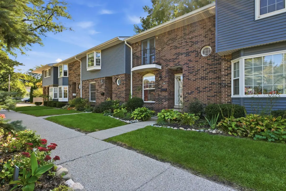 2798 Page Avenue, Ann Arbor, MI 48104 - #1