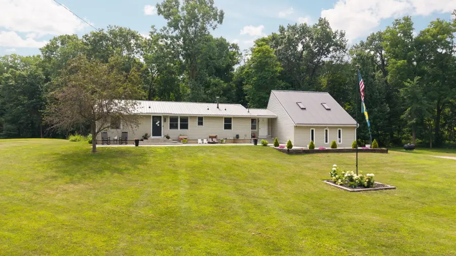 1261 Maple Lane, Brooklyn, MI 49230 - #2