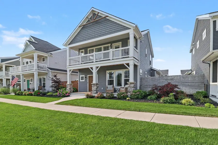 402 W Leland Drive, Whitehall, MI 49461 - #2