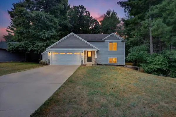 728 W River Hills Court, Newaygo, MI 49337