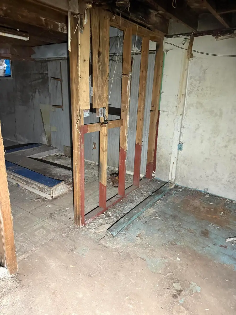 16560 Ward Avenue, Detroit, MI 48235 - #3