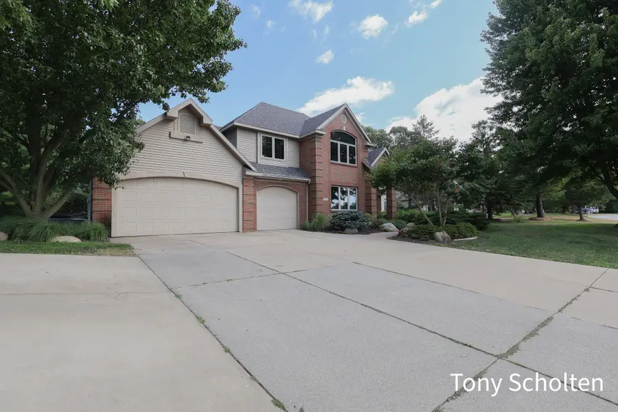 6054 Summerhill Drive, Hudsonville, MI 49426 - #2