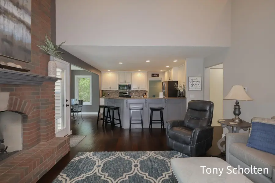 6054 Summerhill Drive, Hudsonville, MI 49426 - #3