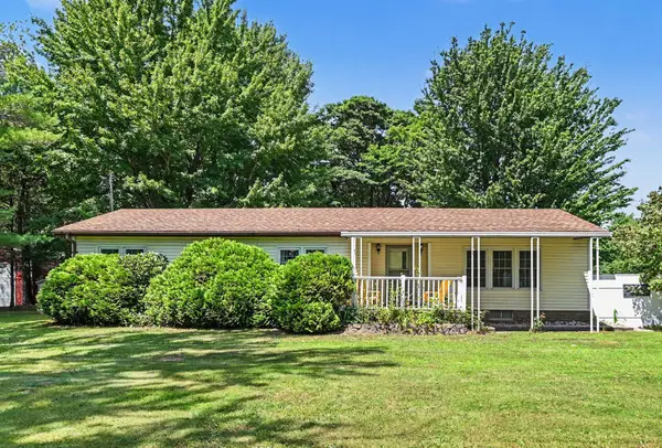 75620 16th Avenue, South Haven, MI 49090