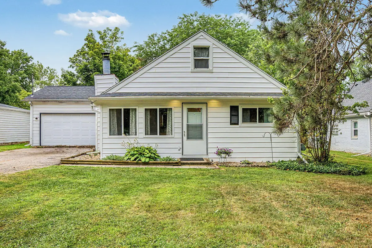 6315 Bishop Road, Lansing, MI 48911 - #1
