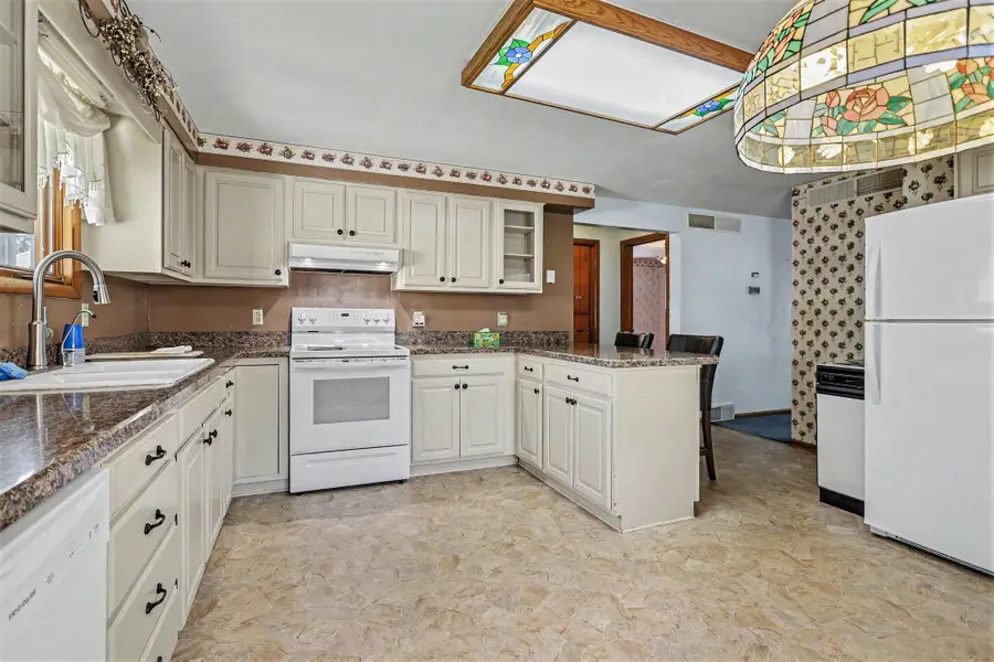 1347 Ferry Street, Niles, MI 49120 - #3