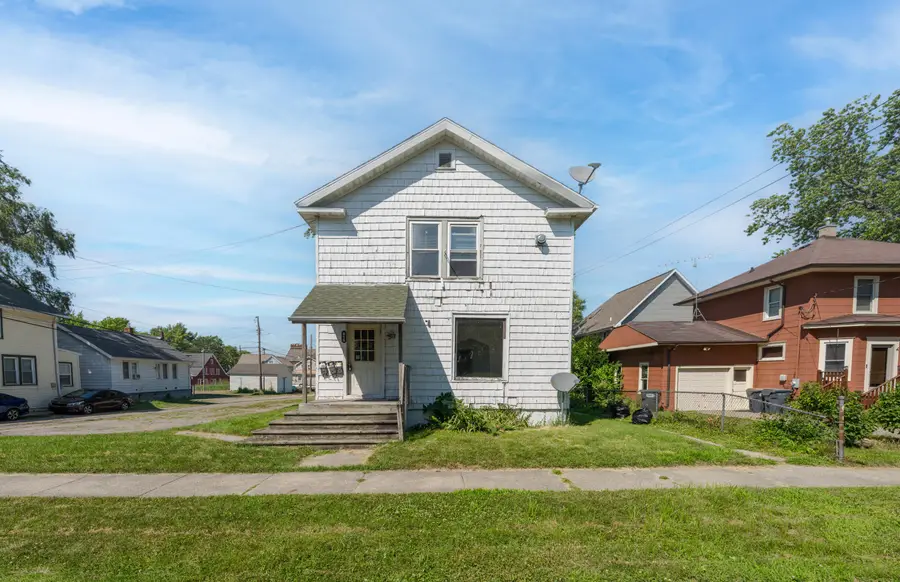 915 Market Street #1-3, Saint Joseph, MI 49085 - #2