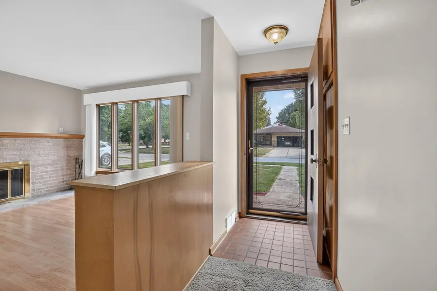 800 Balfour Street, Midland, MI 48640 - #3