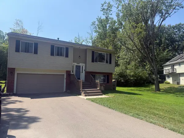 4283 Woodstock Road, Waterford, MI 48328