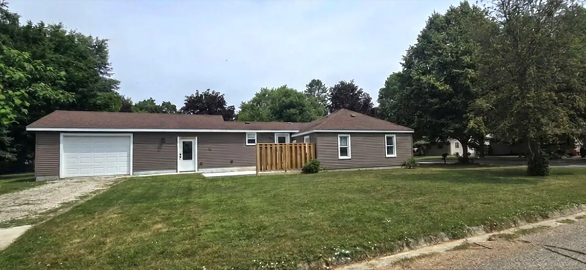 614 Allen Avenue, Alma, MI 48801 - #1