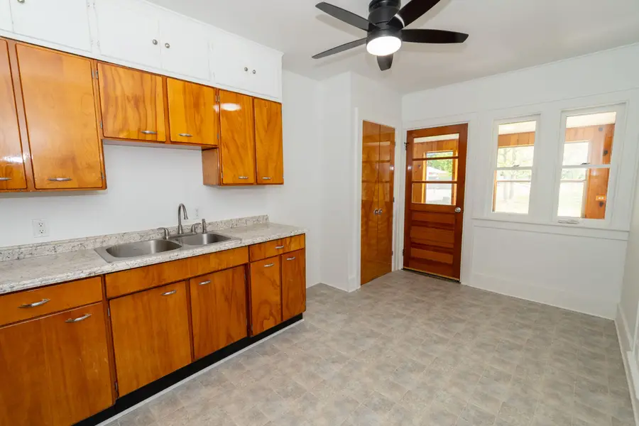 3507 N 5th Street, Niles, MI 49120 - #3