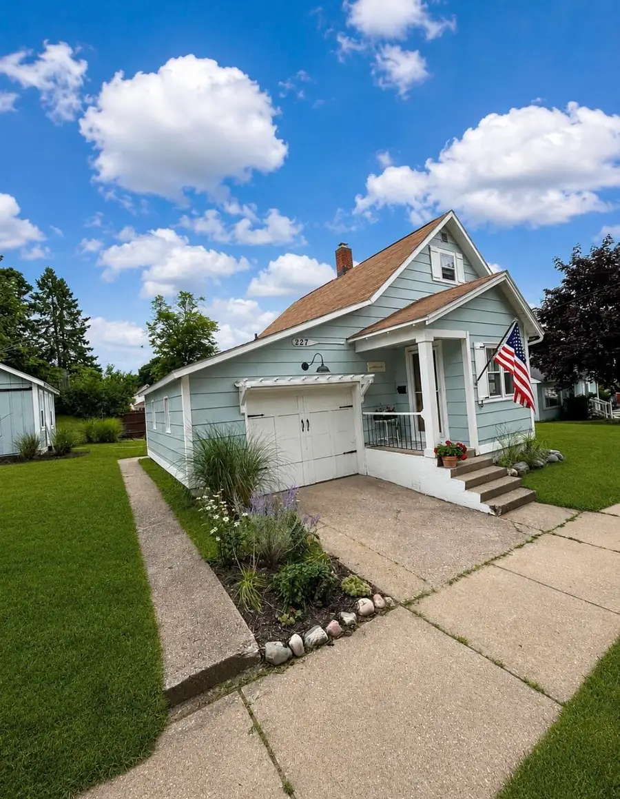 227 Hughes Street, Manistee, MI 49660 - #2