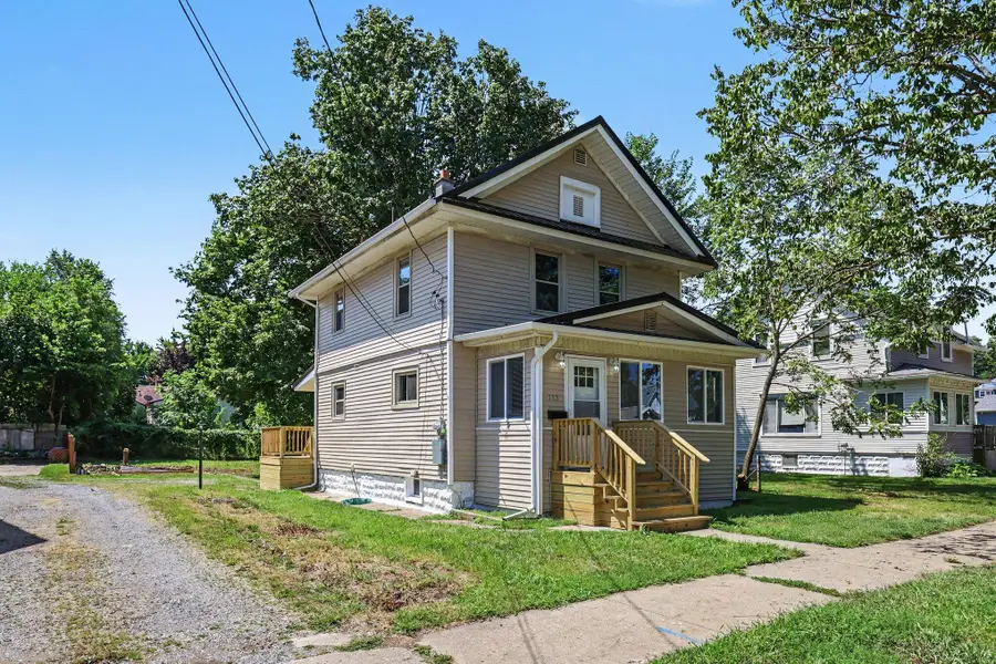 113 E Robinson Street, Jackson, MI 49203 - #3