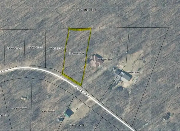 Woods Dr, Harrison, MI 48625