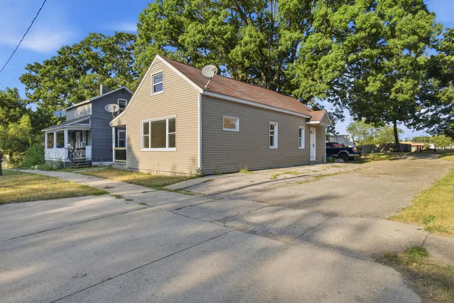 1580 Beidler Street, Muskegon, MI 49441 - #3