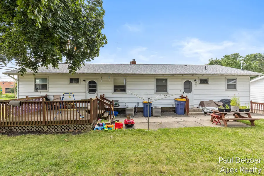 3542 Fuller Avenue Se, Grand Rapids, MI 49508 - #3