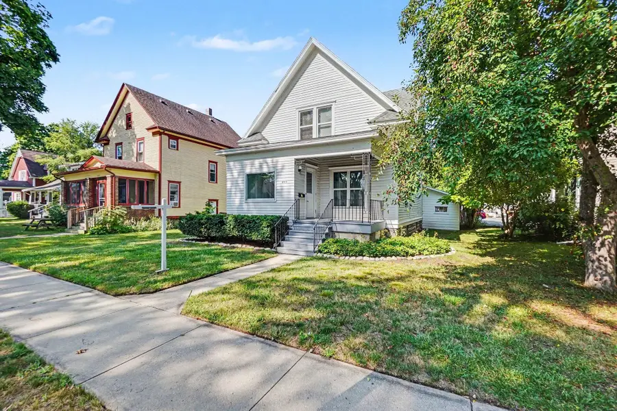 1014 S University Avenue, Mount Pleasant, MI 48858 - #2