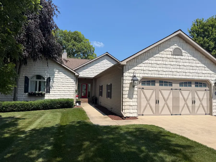 4240 Dawn Drive, Hillsdale, MI 49242 - #2