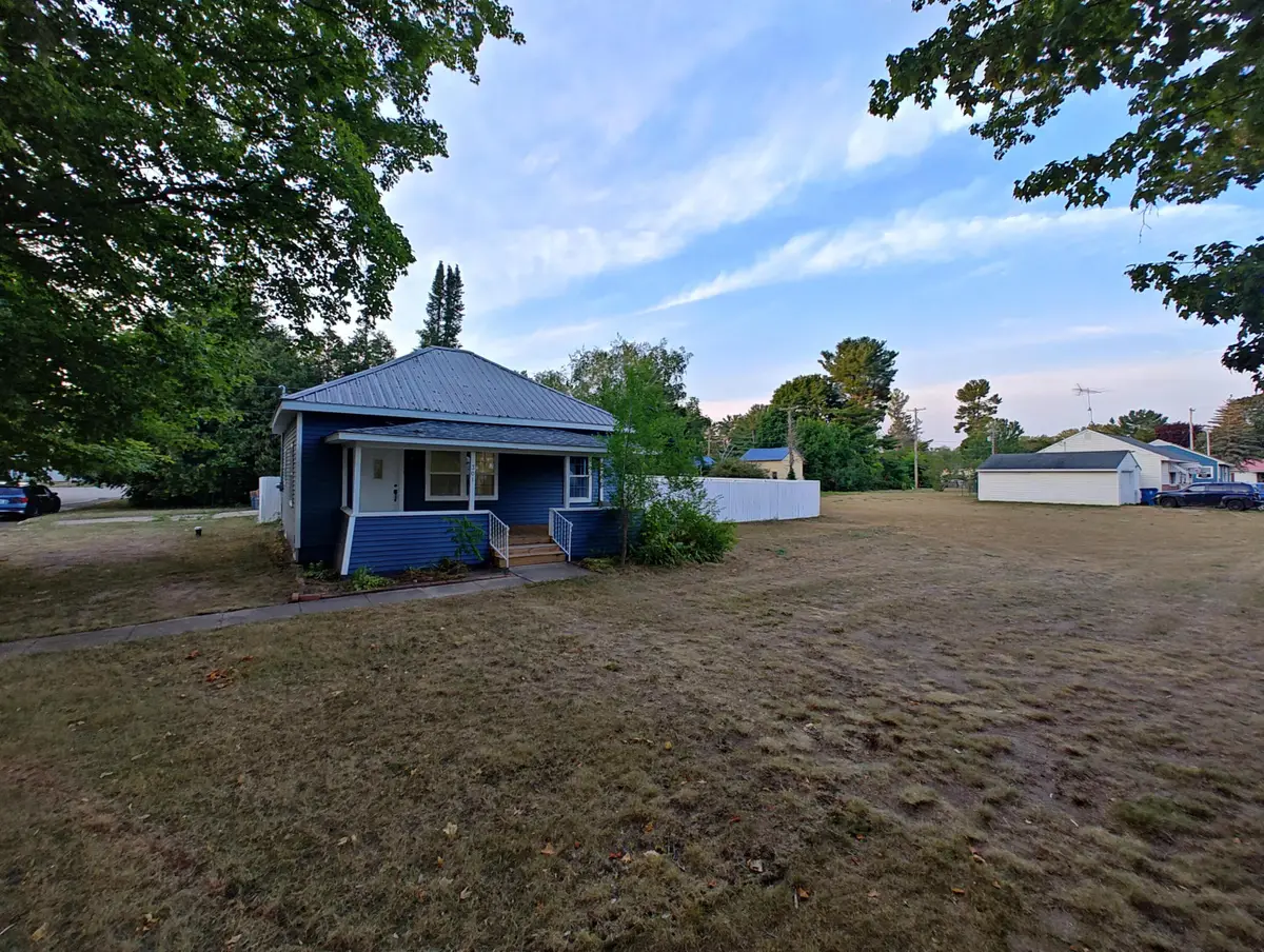 301 E Angel Avenue, Barryton, MI 49305 - #1
